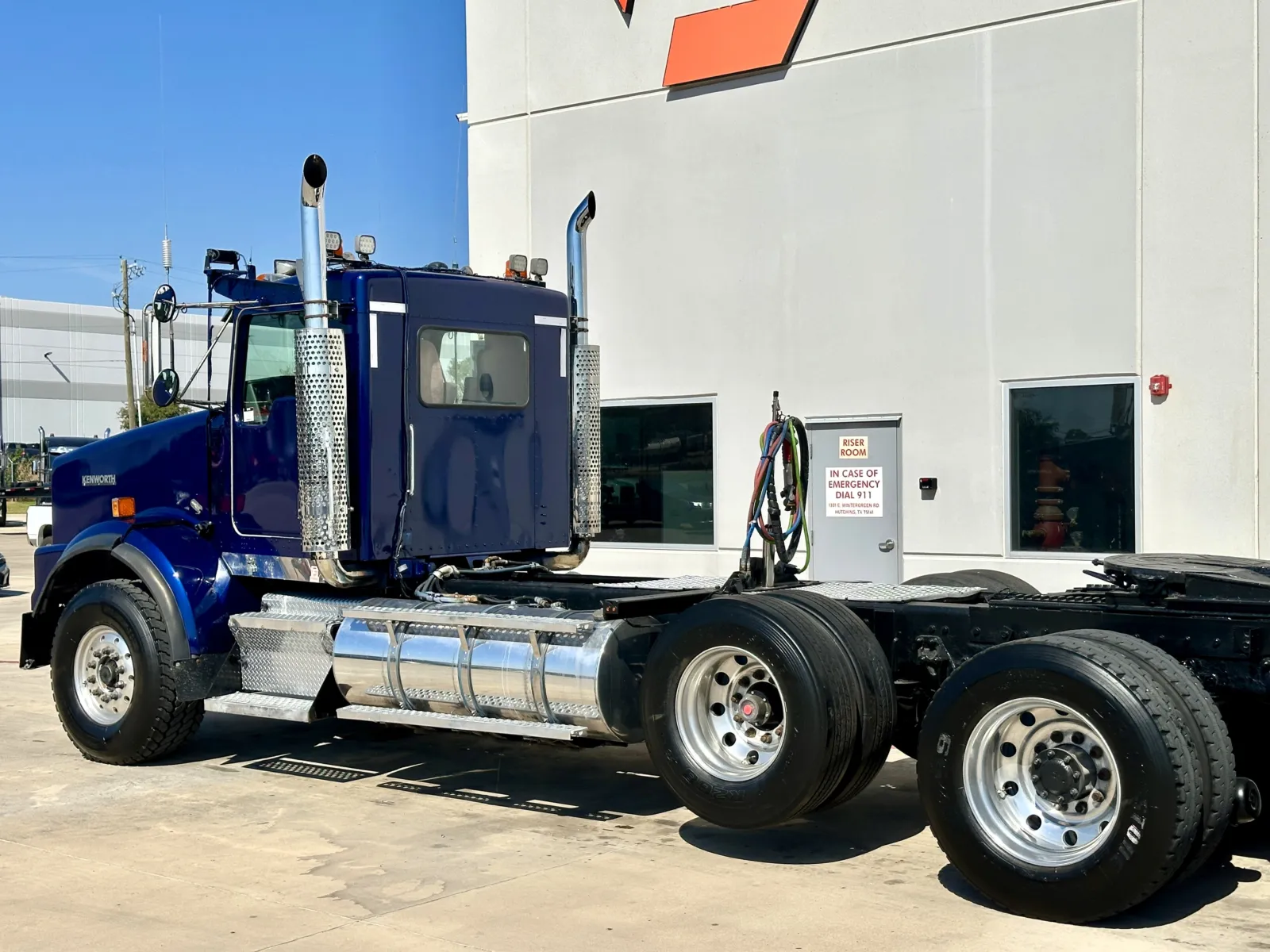 2003 Kenworth T800 in Hutchins, TX — photo 8