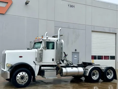 Photos of 2008 PETERBILT 388 for sale in Hutchins, TX at Forge Truck Centers - Texas