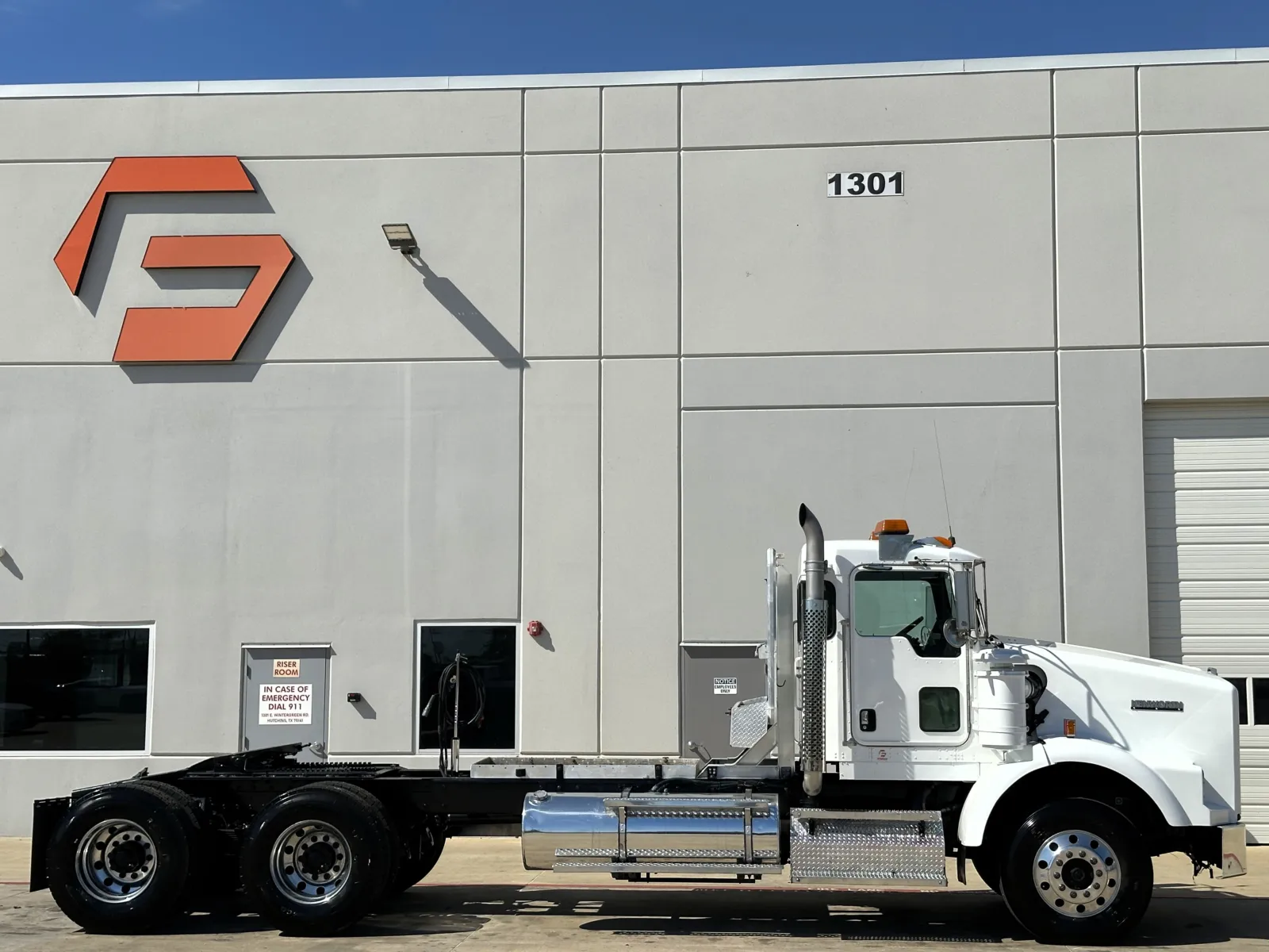 2006 Kenworth T800 in Hutchins, TX — photo 3