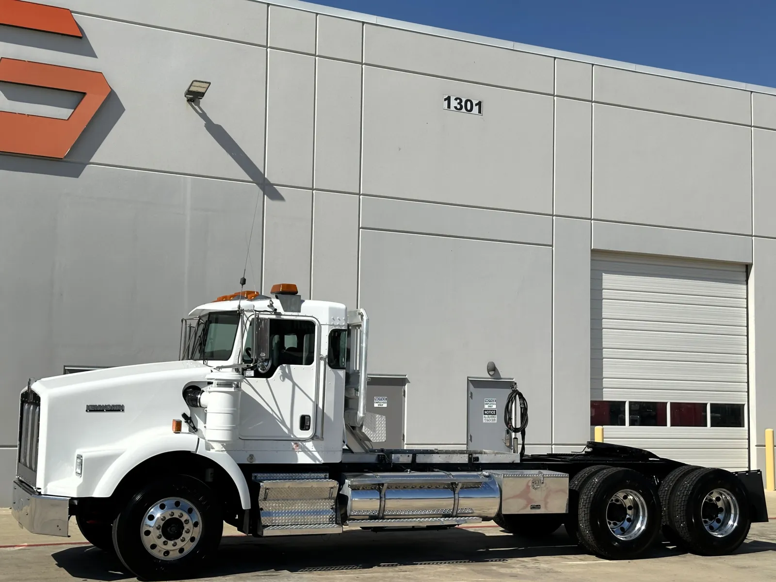 2006 Kenworth T800 in Hutchins, TX — photo 6