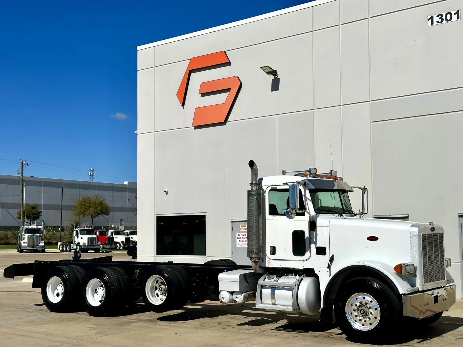 2007 PETERBILT 357 for sale in Hutchins, TX