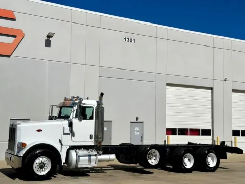 Photos of 2007 PETERBILT 357 for sale in Hutchins, TX at Forge Truck Centers - Texas