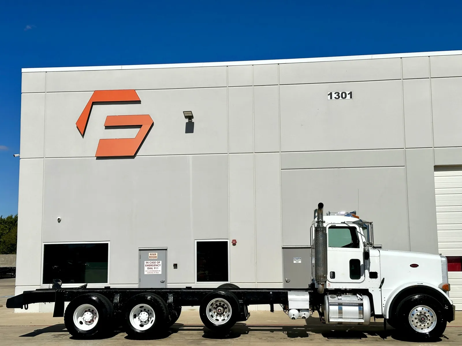 2007 Peterbilt in Hutchins, TX — photo 3