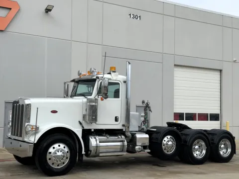 Photos of 2017 PETERBILT 389 for sale in Hutchins, TX at Forge Truck Centers - Texas