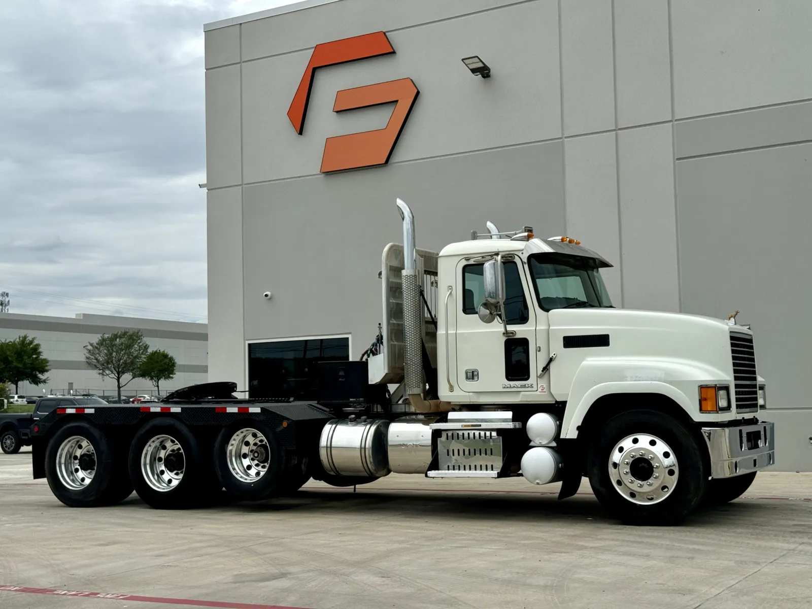 2015 MACK CHU613