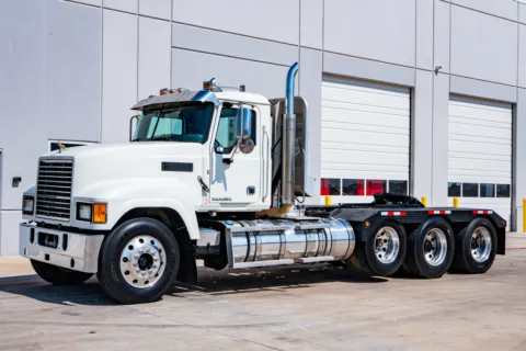Photos of 2015 MACK CHU613 for sale in Hutchins, TX at Forge Truck Centers - Texas