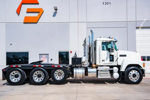 Another view of 2015 MACK CHU613 for sale in Hutchins, TX at Forge Truck Centers - Texas
