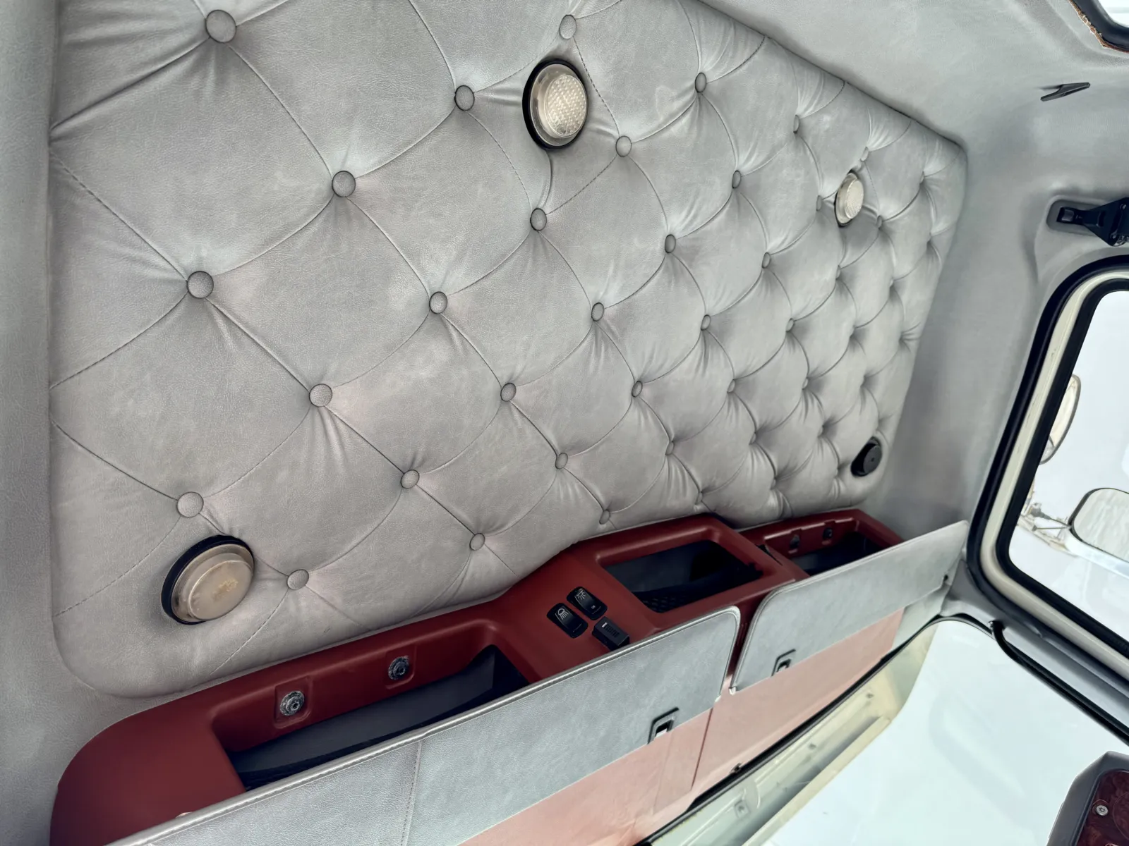 2015 Mack - image 21