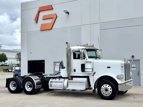 2018 PETERBILT 389 for sale in Hutchins, TX