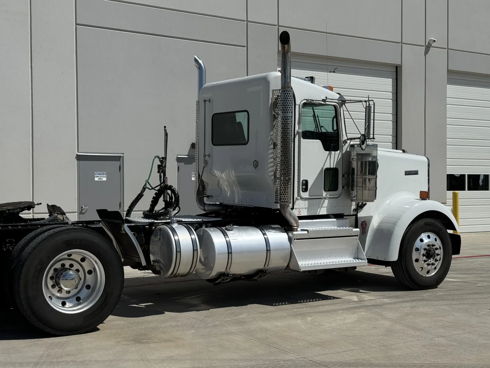 2019 Kenworth W900 - image 7
