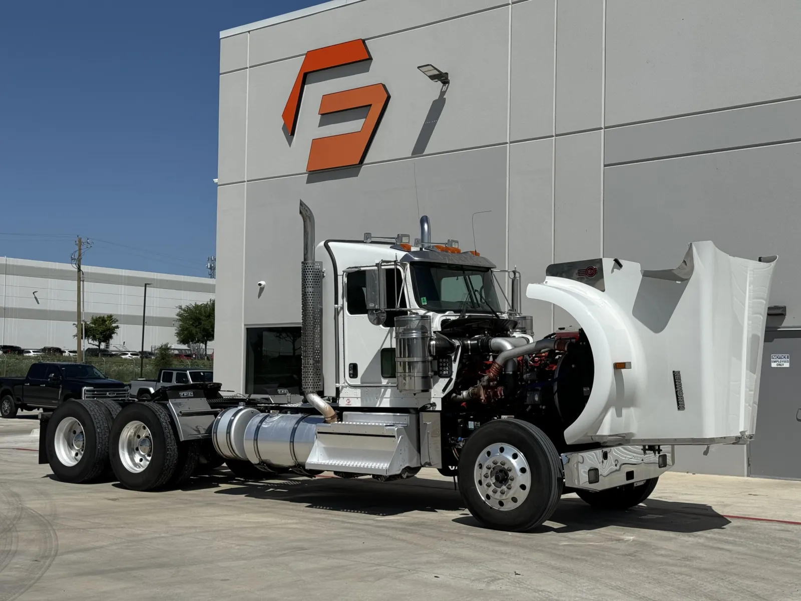 2019 Kenworth W900 - image 9