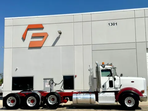 Another view of 2012 PETERBILT 367 for sale in Hutchins, TX at Forge Truck Centers - Texas