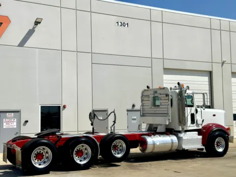 More photos of 2012 PETERBILT 367 at Forge Truck Centers - Texas, TX