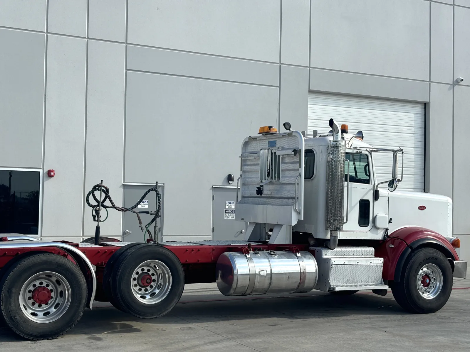 2012 Peterbilt - image 7