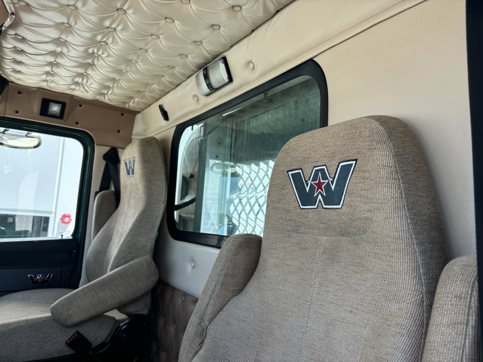 2015 Western Star 4900 - image 20