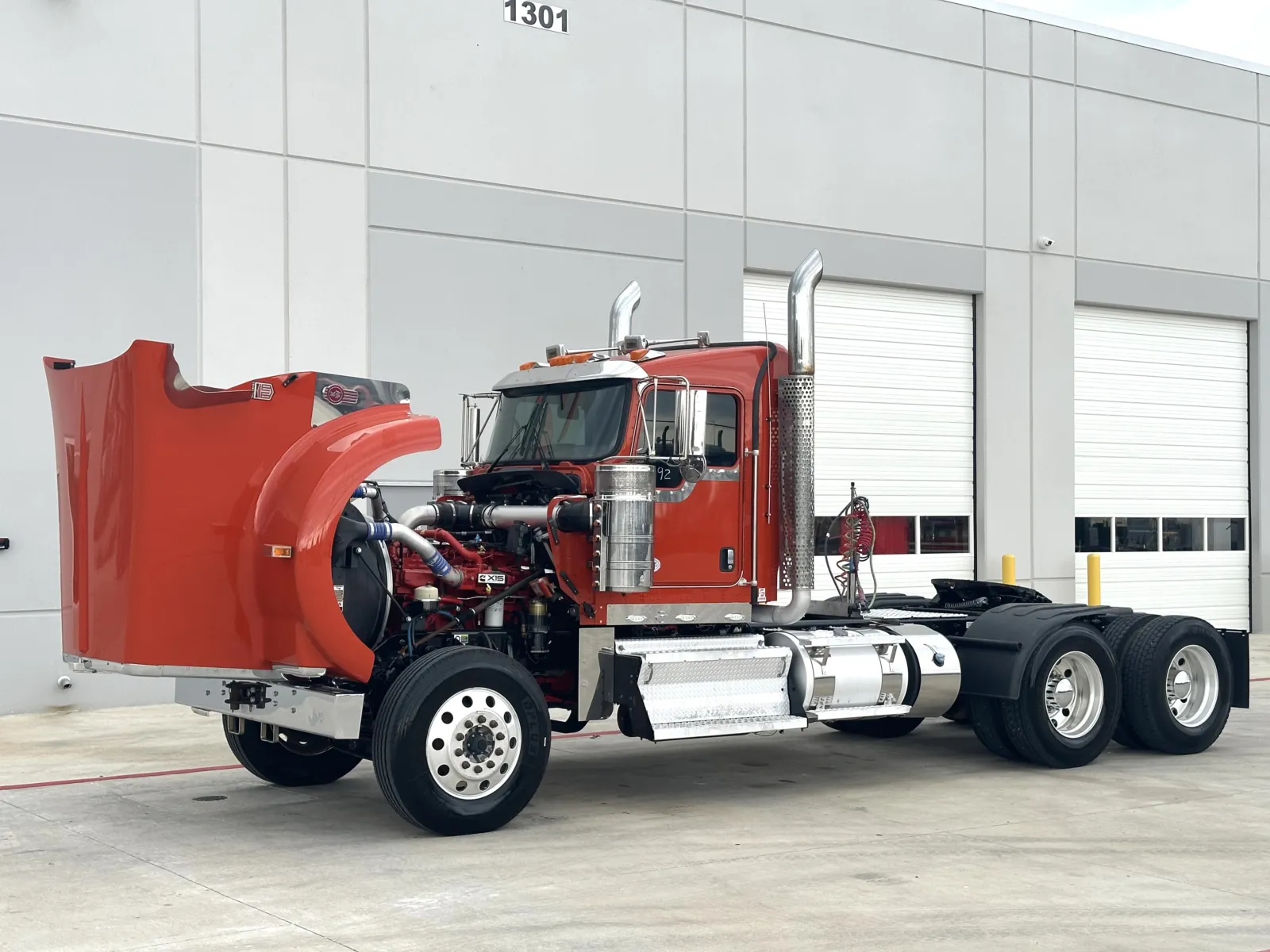 2019 Kenworth W900 - image 10