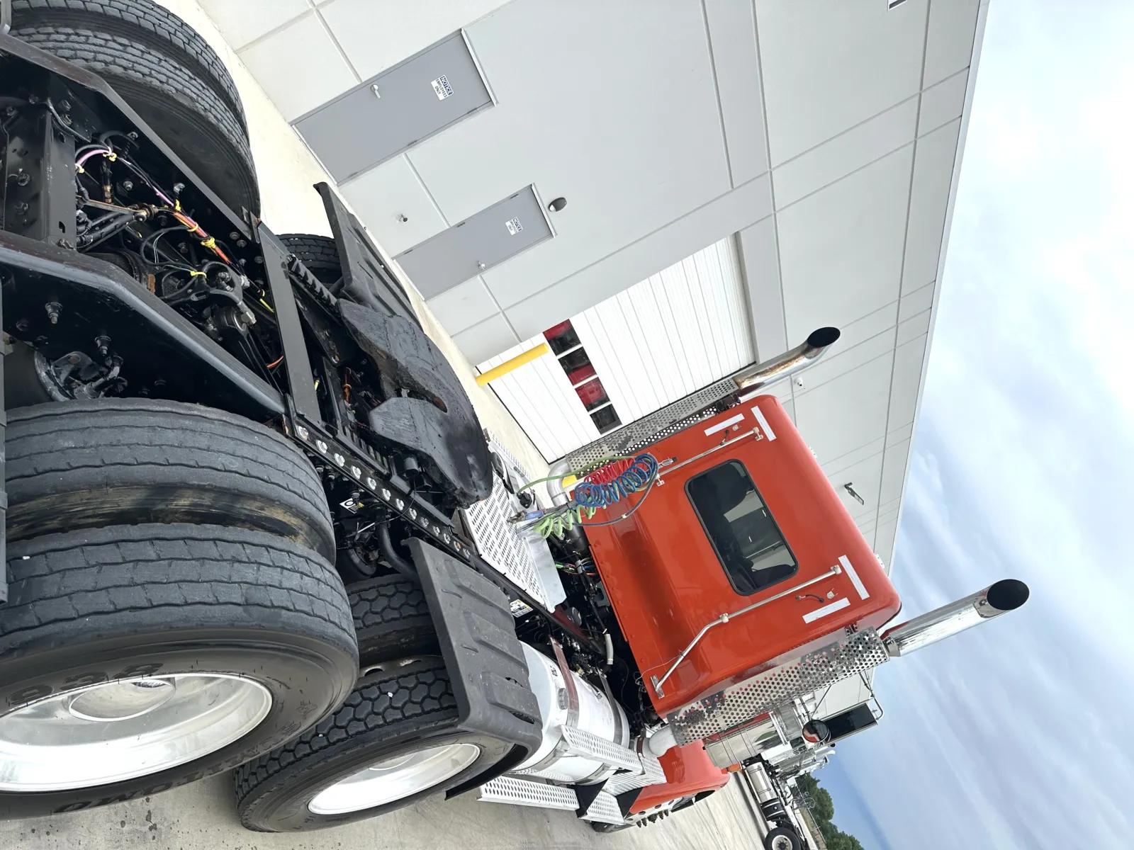 2019 Kenworth W900 - image 11