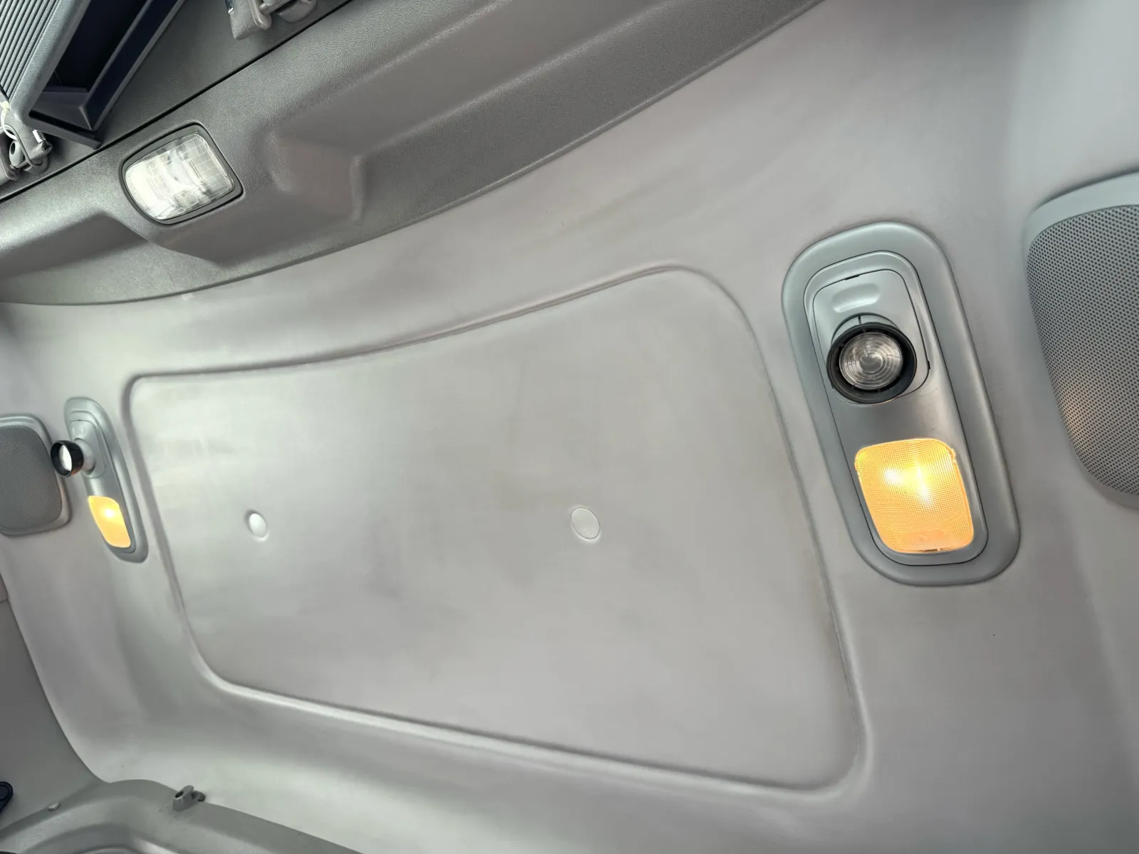 2019 Peterbilt 389 - image 21