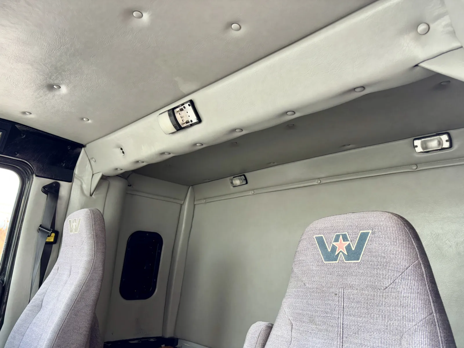 2013 Western Star - image 20