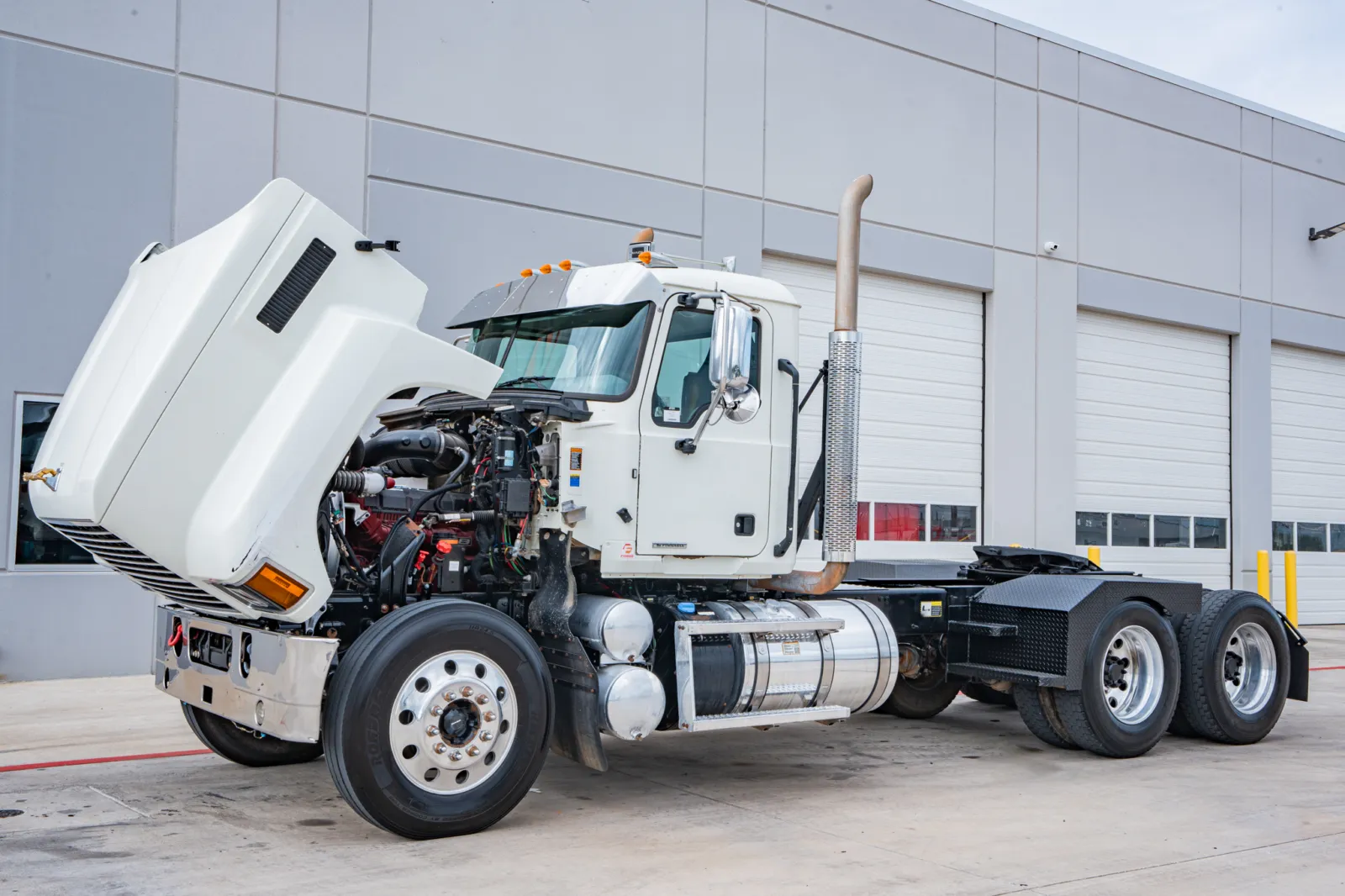 2019 Mack - image 10