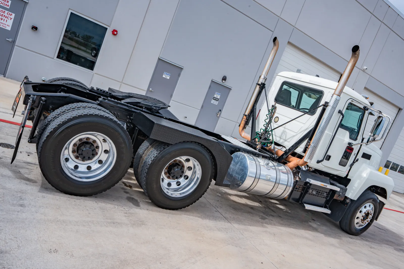 2019 Mack - image 11