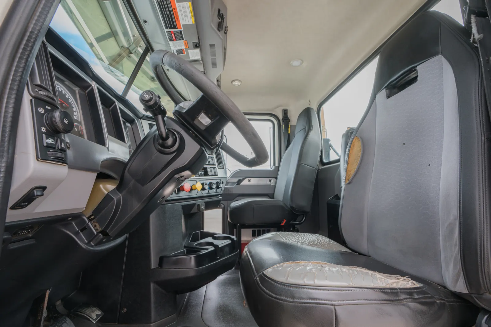 2019 Mack - image 14