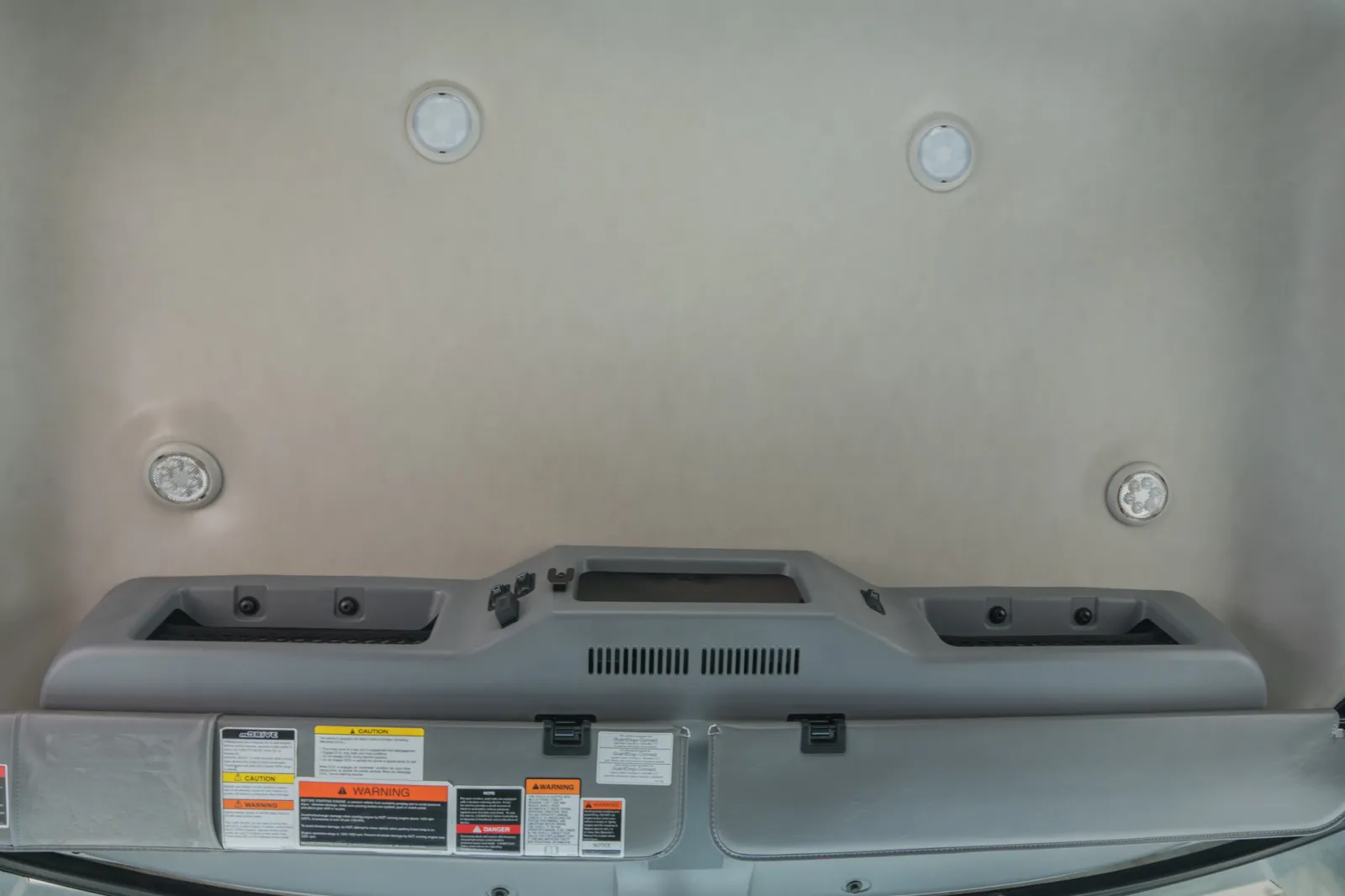 2019 Mack - image 21