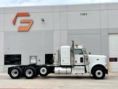 Another view of 2021 PETERBILT 389 for sale in Hutchins, TX at Forge Truck Centers - Texas