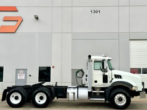 Another view of 2016 MACK GRANITE GU813 for sale in Hutchins, TX at Forge Truck Centers - Texas
