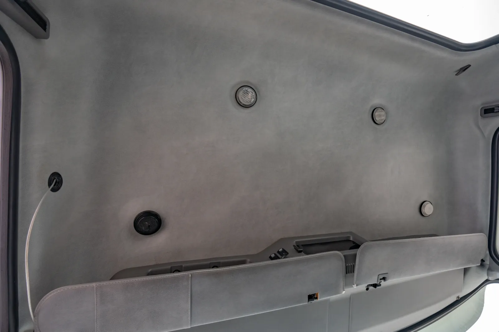 2016 Mack - image 21