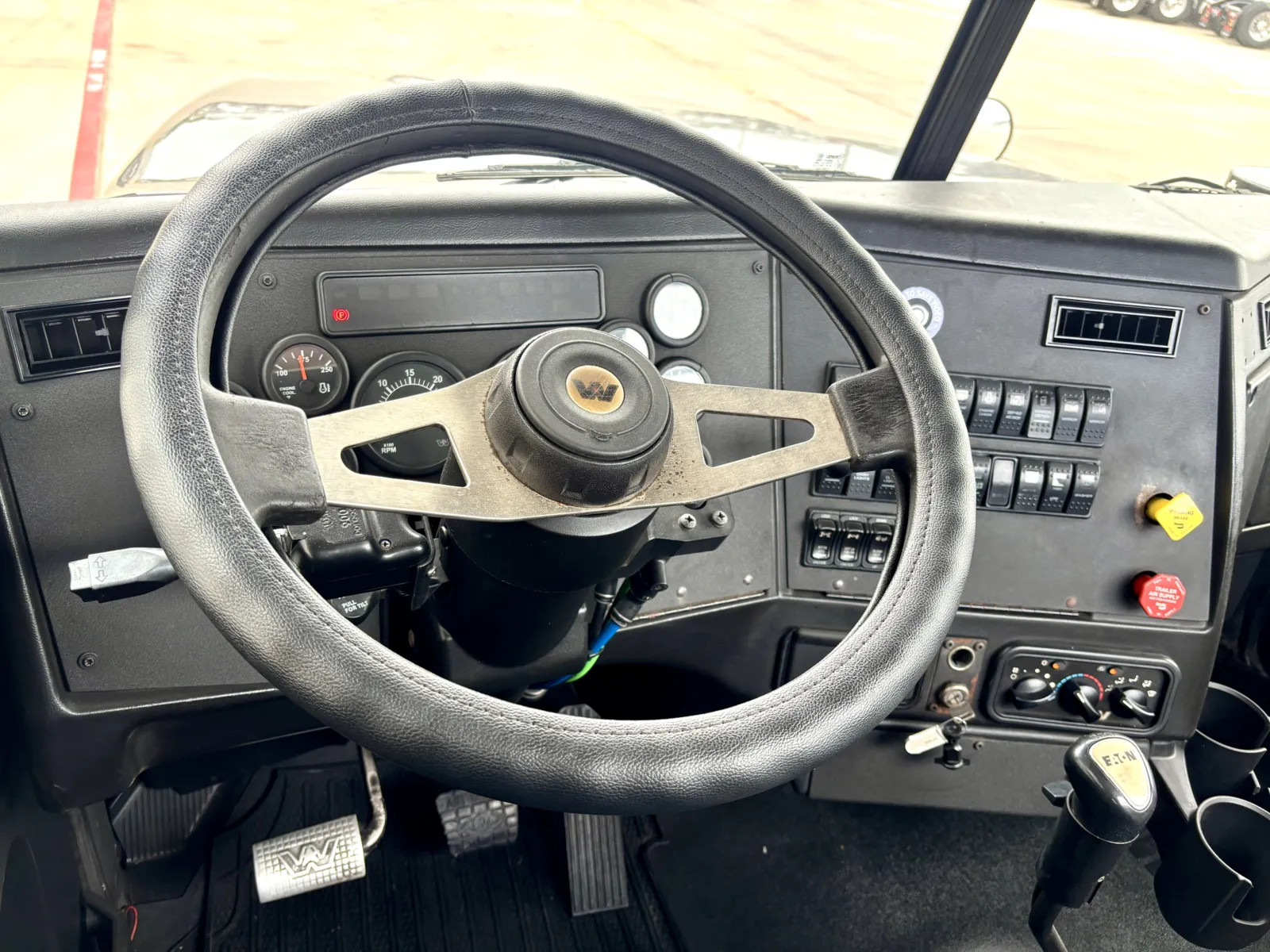 2019 Western Star 4900 - image 16