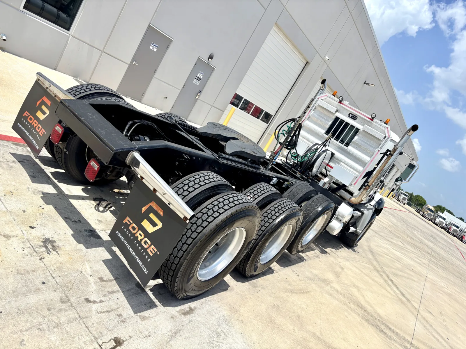 2012 Mack - image 11