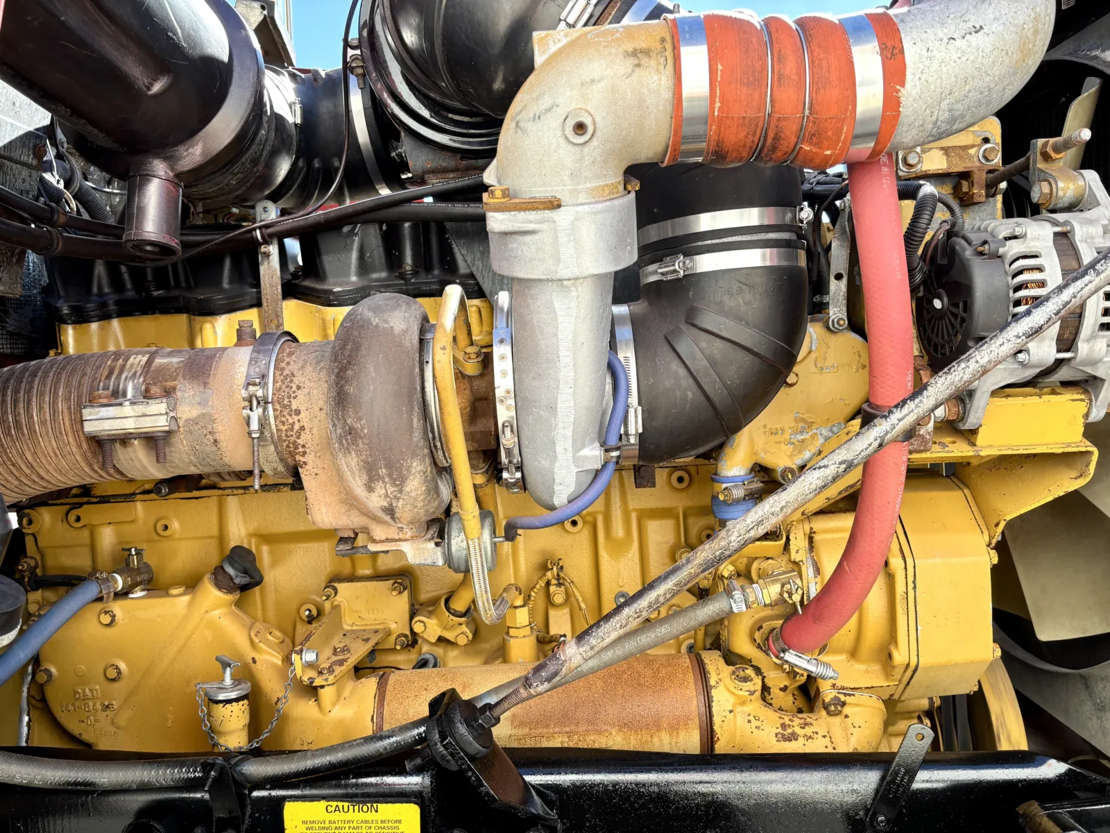 1999 Kenworth T800 - image 12