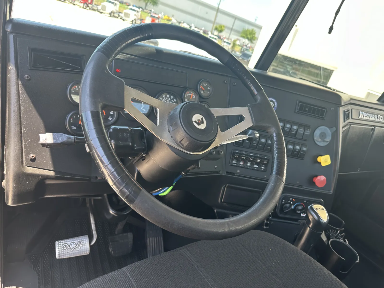 2019 Western Star 4900 - image 15