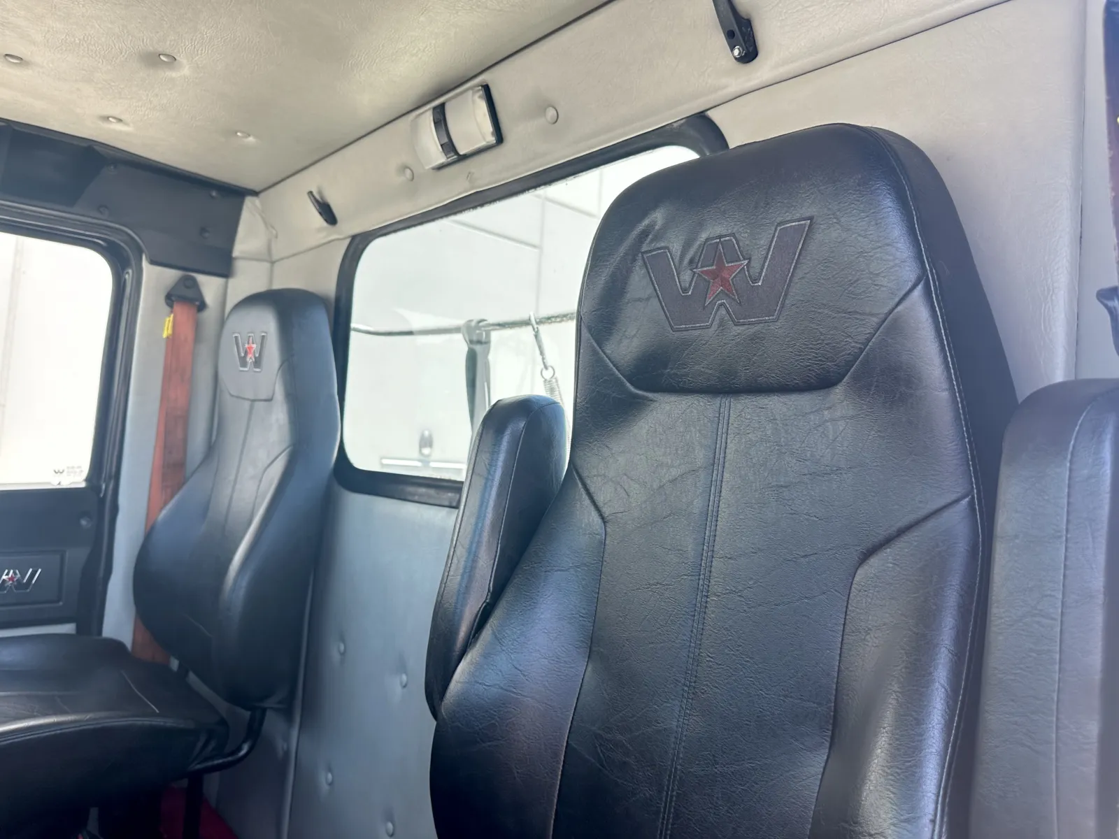 2019 Western Star 4900 - image 20