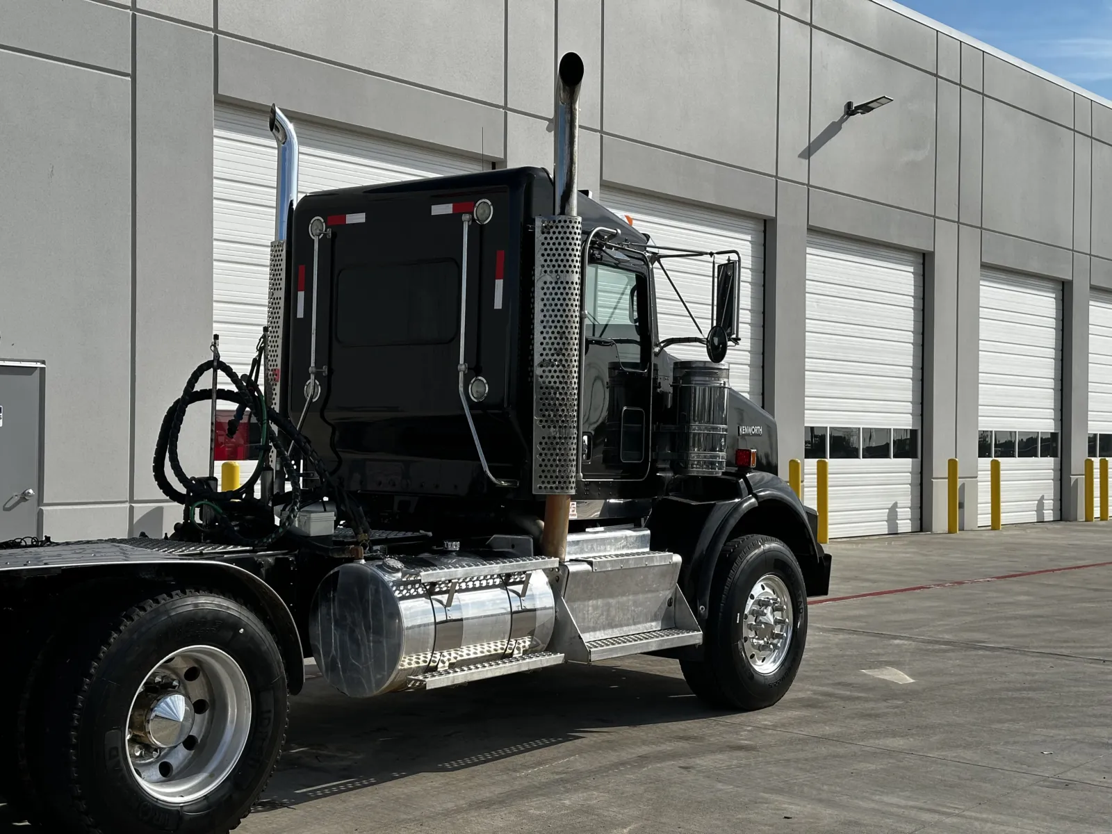 2015 Kenworth T800 - image 7