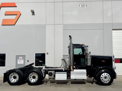 Another view of 2018 PETERBILT 389 for sale in Hutchins, TX at Forge Truck Centers - Texas
