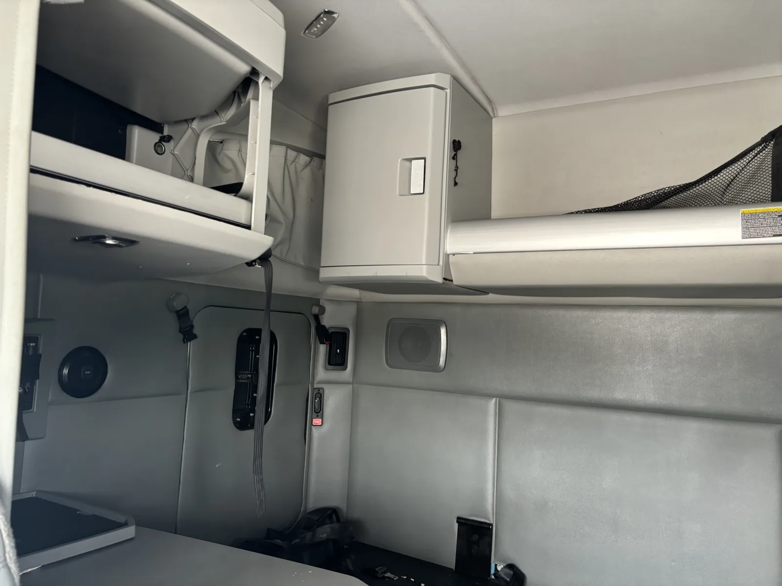 2017 Kenworth T880 - image 21