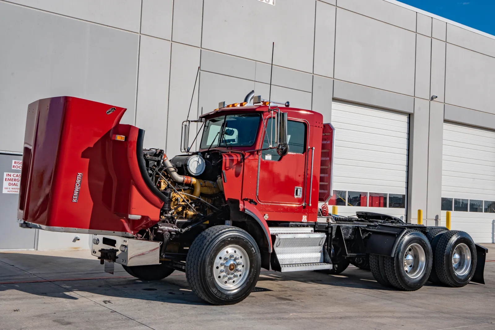 1999 Kenworth T800 - image 10
