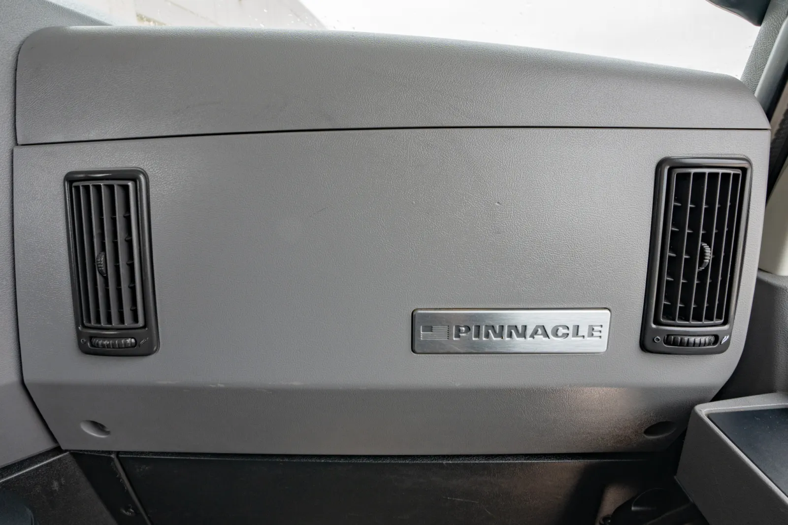 2019 Mack - image 19