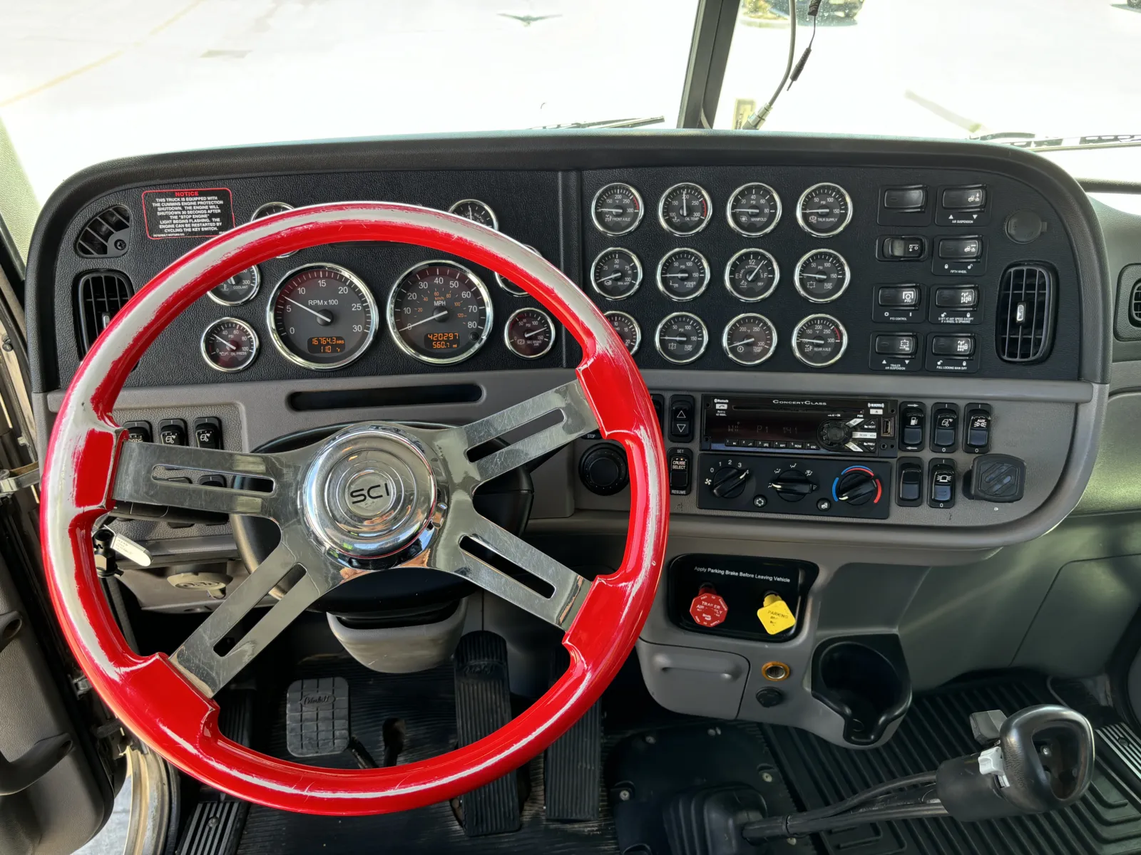 2019 Peterbilt 389 - image 15