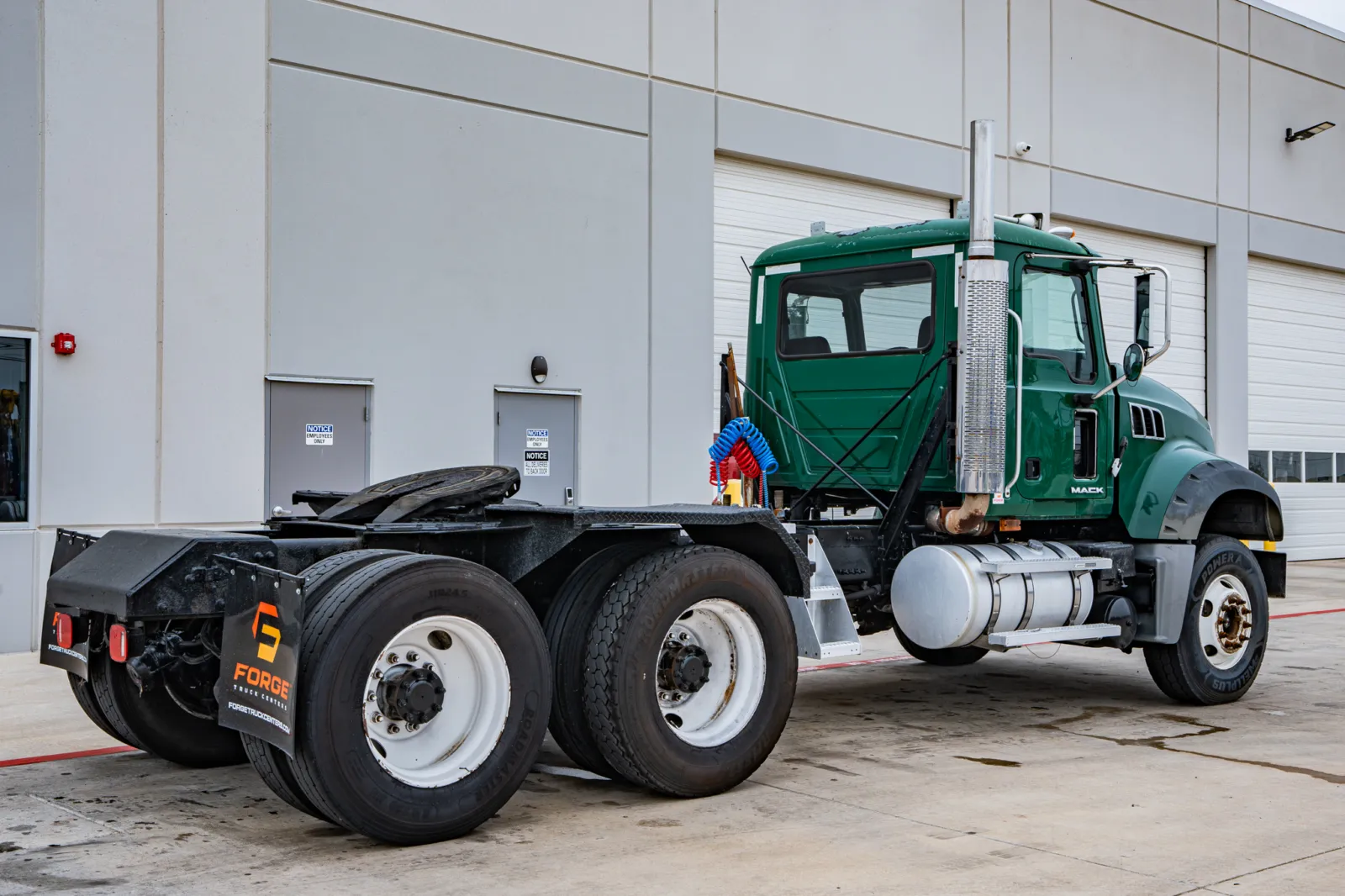 2007 Mack Granite - image 5