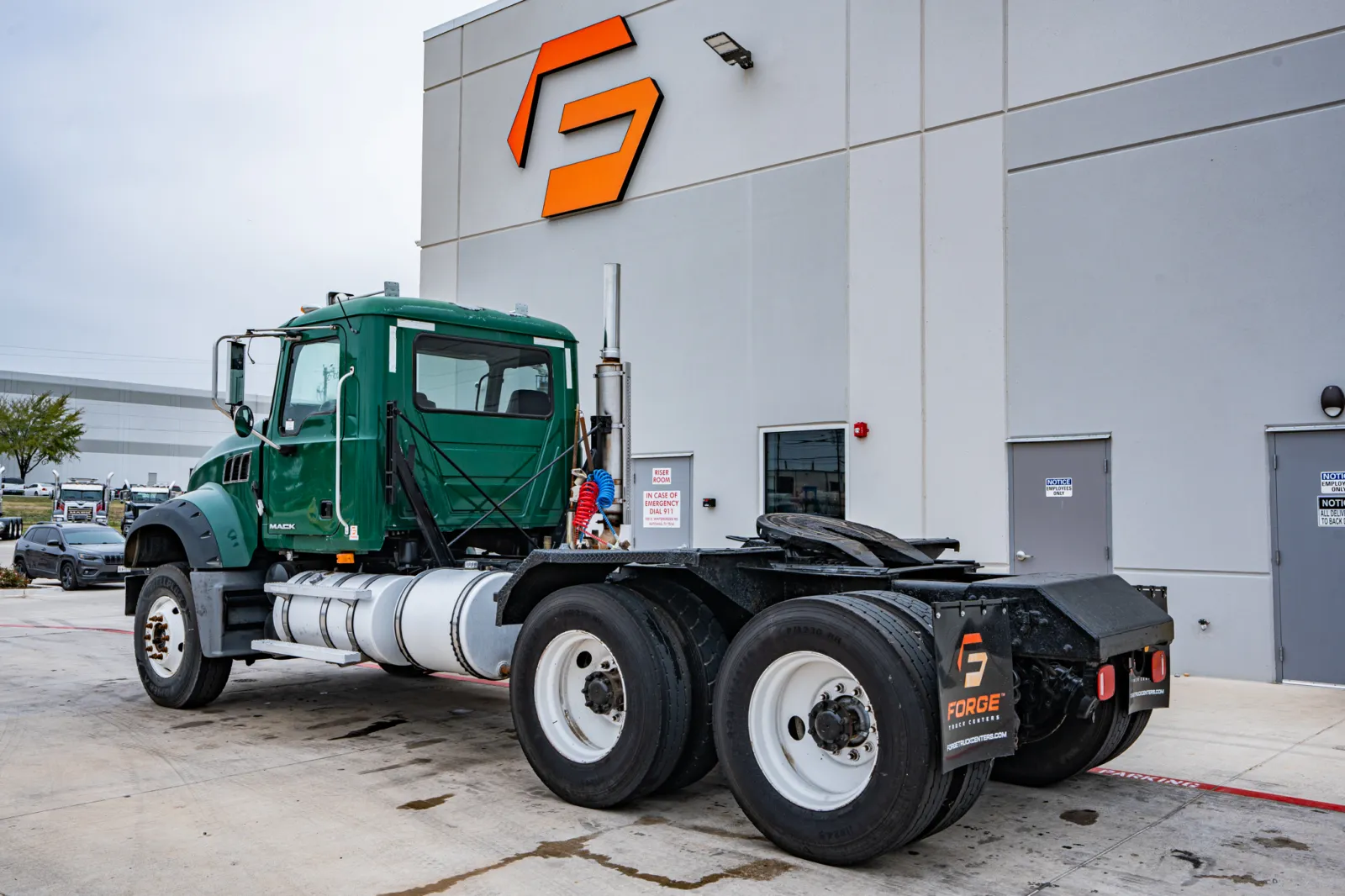 2007 Mack Granite - image 6