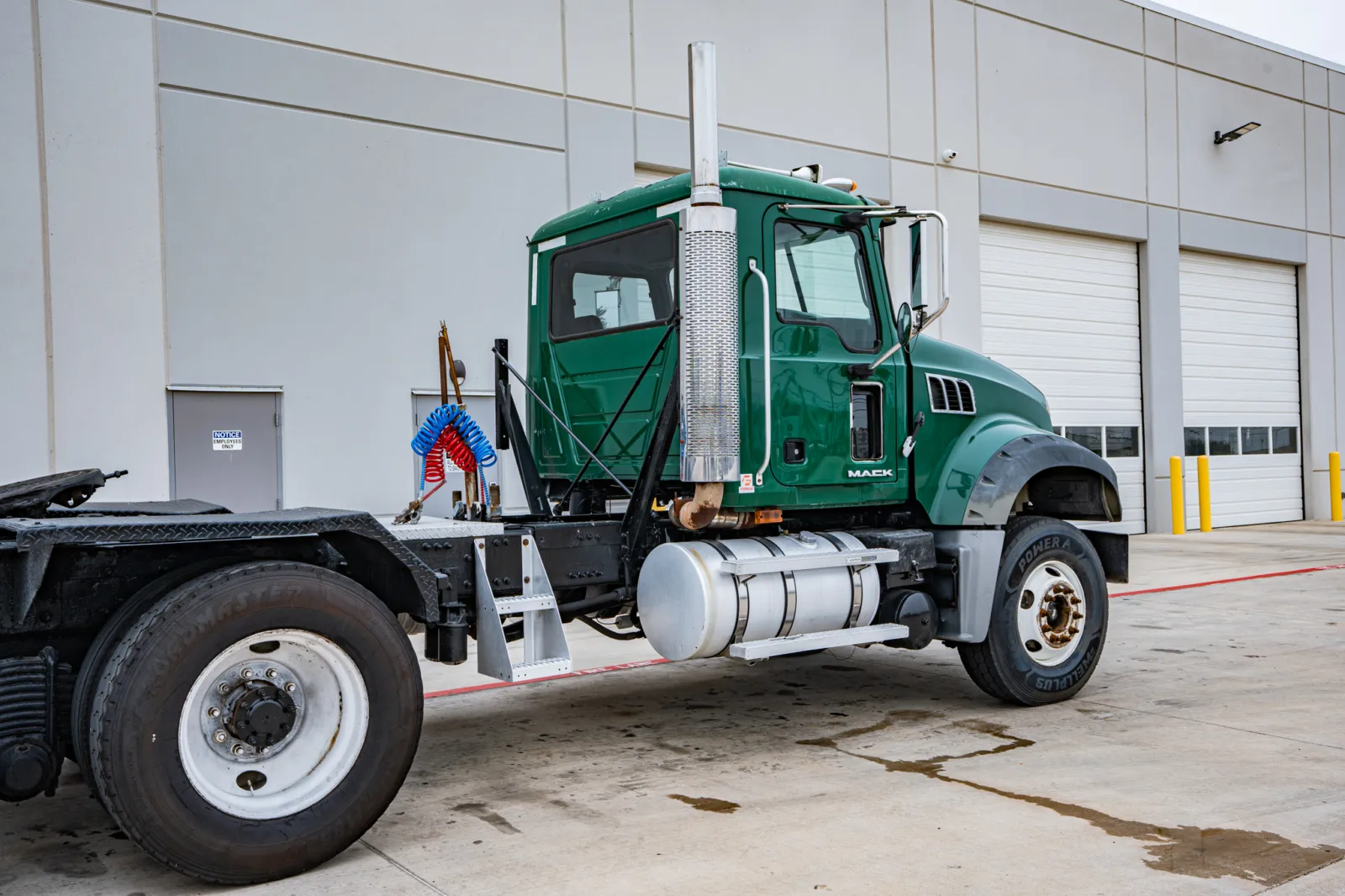 2007 Mack Granite - image 7