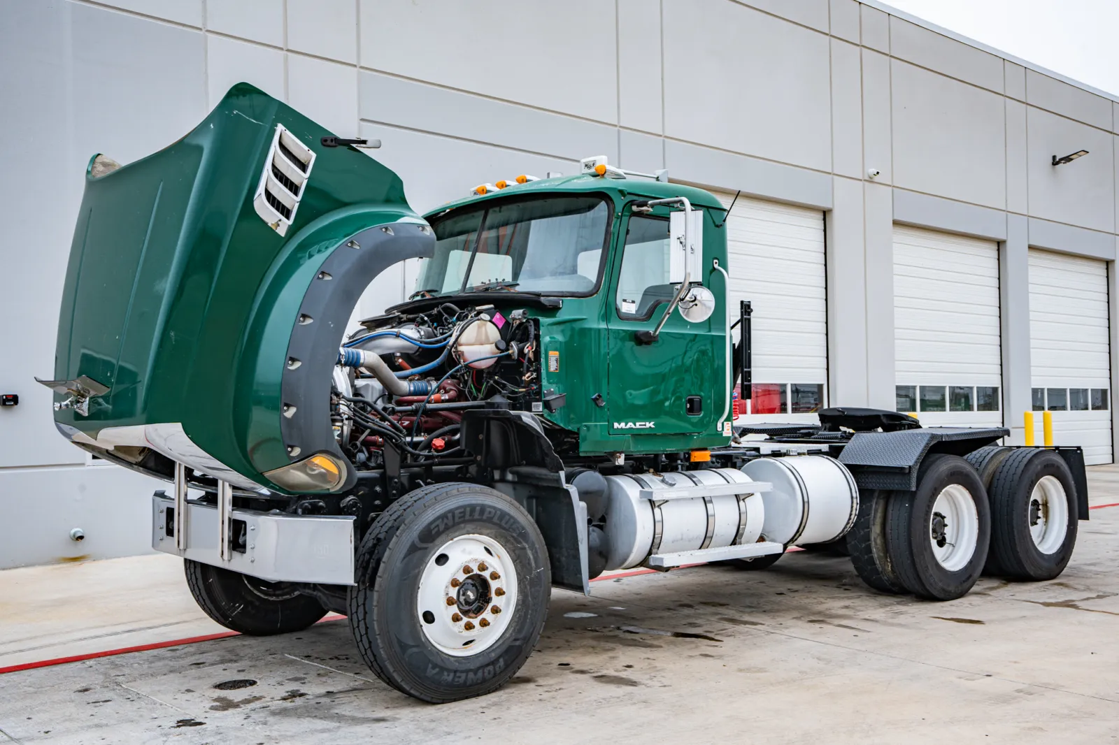 2007 Mack Granite - image 10