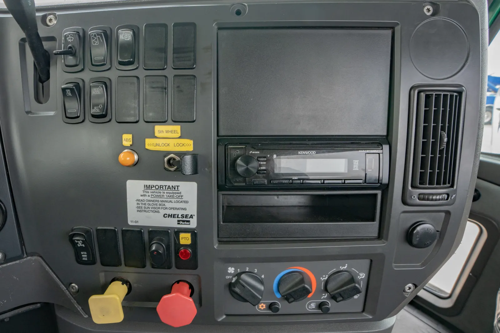 2007 Mack Granite - image 18