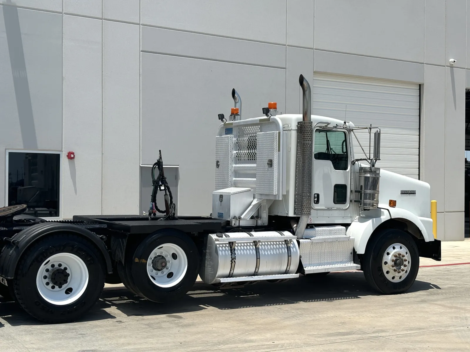 2013 Kenworth T800 - image 7