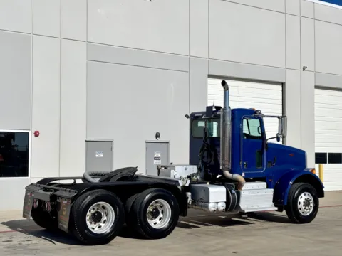 More photos of 2016 PETERBILT 365 at Forge Truck Centers - Texas, TX