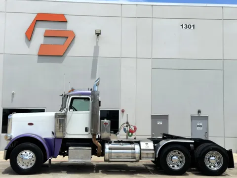 More photos of 2008 PETERBILT 388 at Forge Truck Centers - Texas, TX