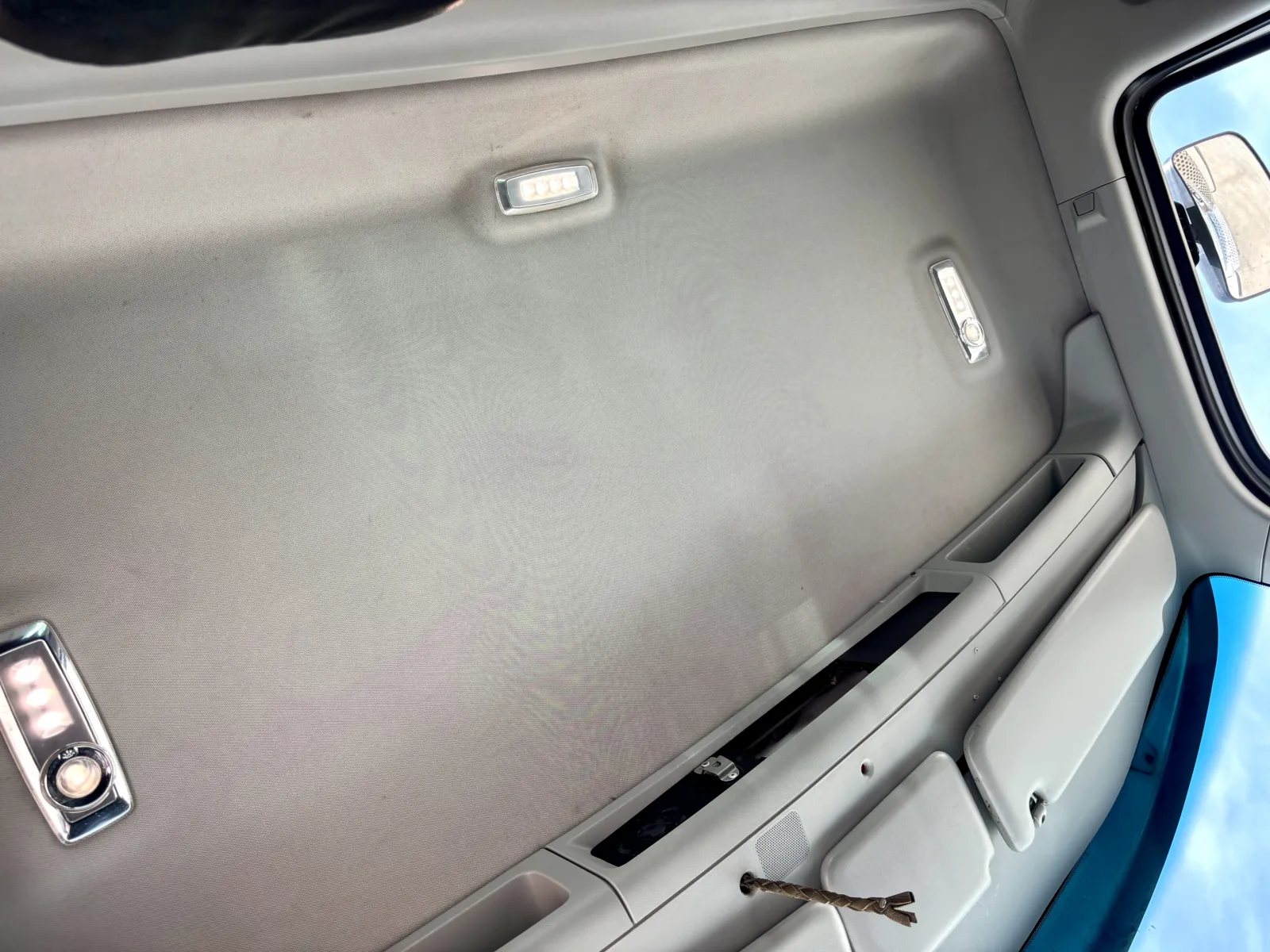 2018 Kenworth T880 - image 20